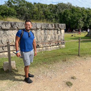 Meet your Posher, Gregorio